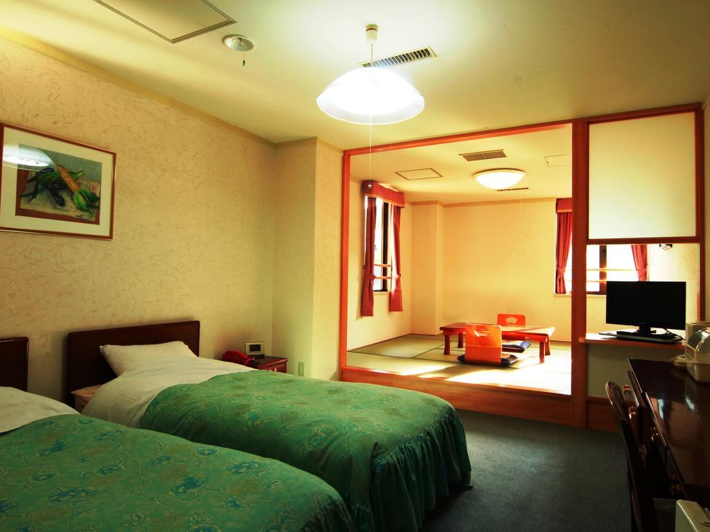 You Resort Hotel Yamanouchi  Esterno foto