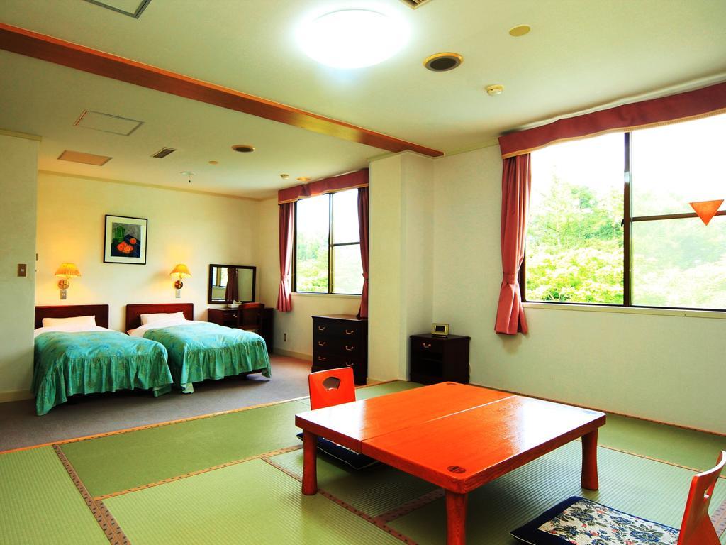 You Resort Hotel Yamanouchi  Esterno foto